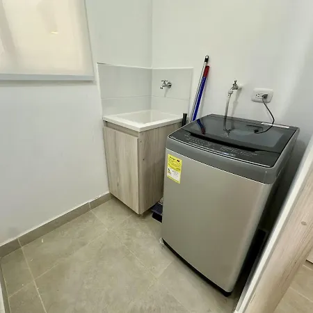 Familiar Cerca Del La Playa Apartamento *